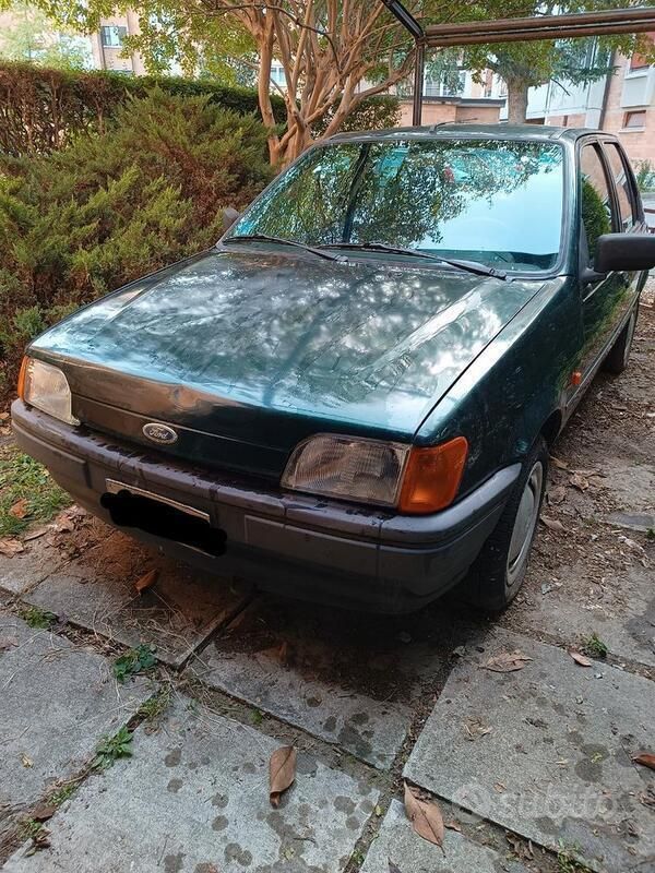 Verde Usata 1993 Ford Fiesta Due volumi | 1200 € - Immagine 1/4