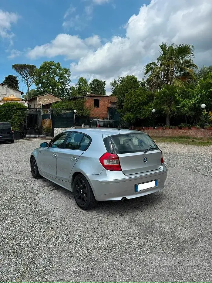 Usata BMW 116 116 CV (85 kW) 2006 Grigio Utilitaria
