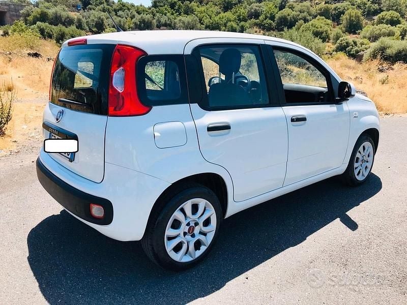 Usata Fiat Panda 95 CV (69 kW) 2012 Bianco Utilitaria