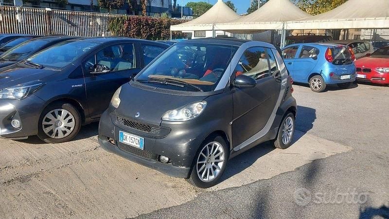Nero Usata 2007 Smart ForTwo Cabrio Pulse Cabrio | 2999 € (Buon prezzo) - Immagine 1/4