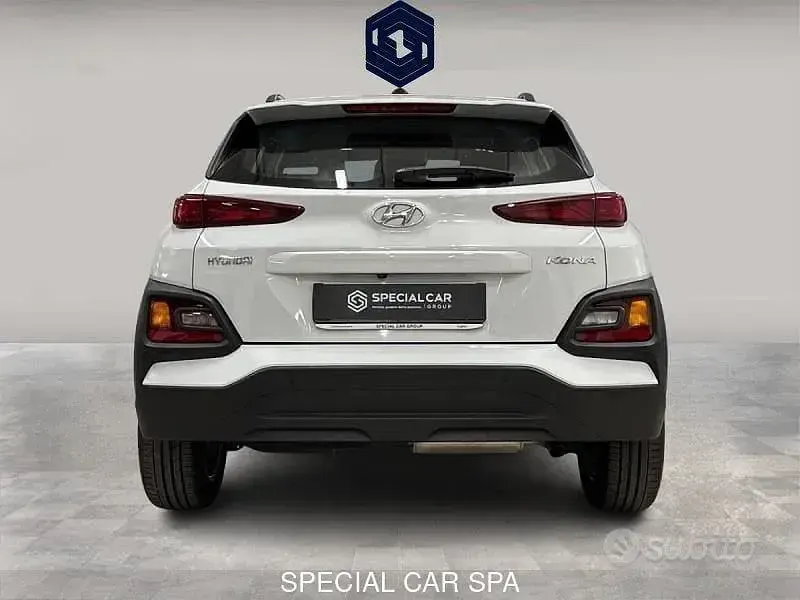 Usata Hyundai Kona 116 CV (85 kW) 2021 Bianco SUV