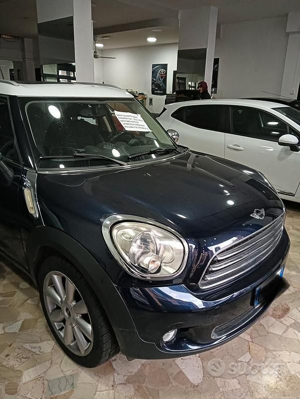 Blu Usata 2010 Mini Cooper Countryman SUV | 6200 € (Buon prezzo) - Immagine 1/4