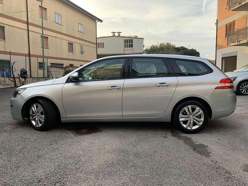 Usata Peugeot 308 SW Active 120 CV (88 kW) 2017 Argento Station wagon