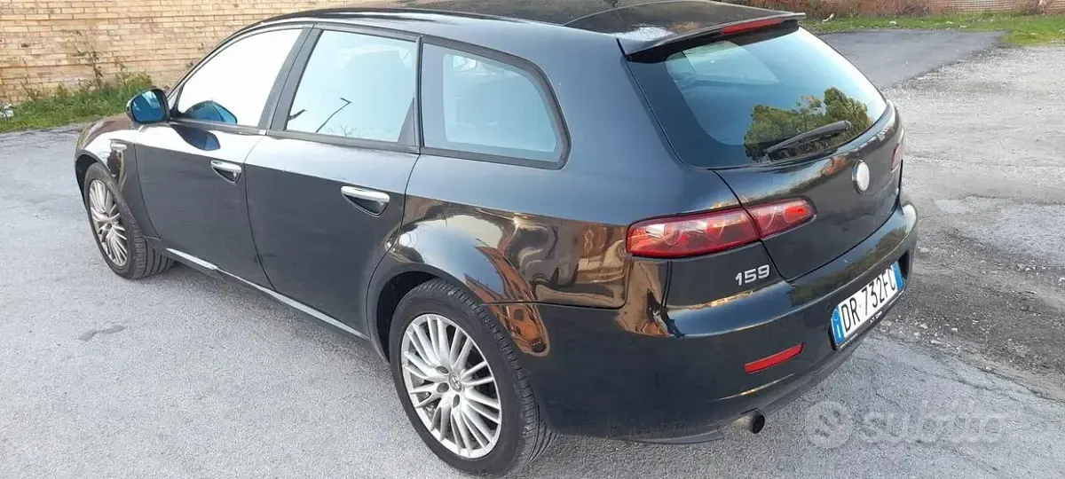 Usata Alfa Romeo 159 120 CV (88 kW) 2008 Nero Station wagon