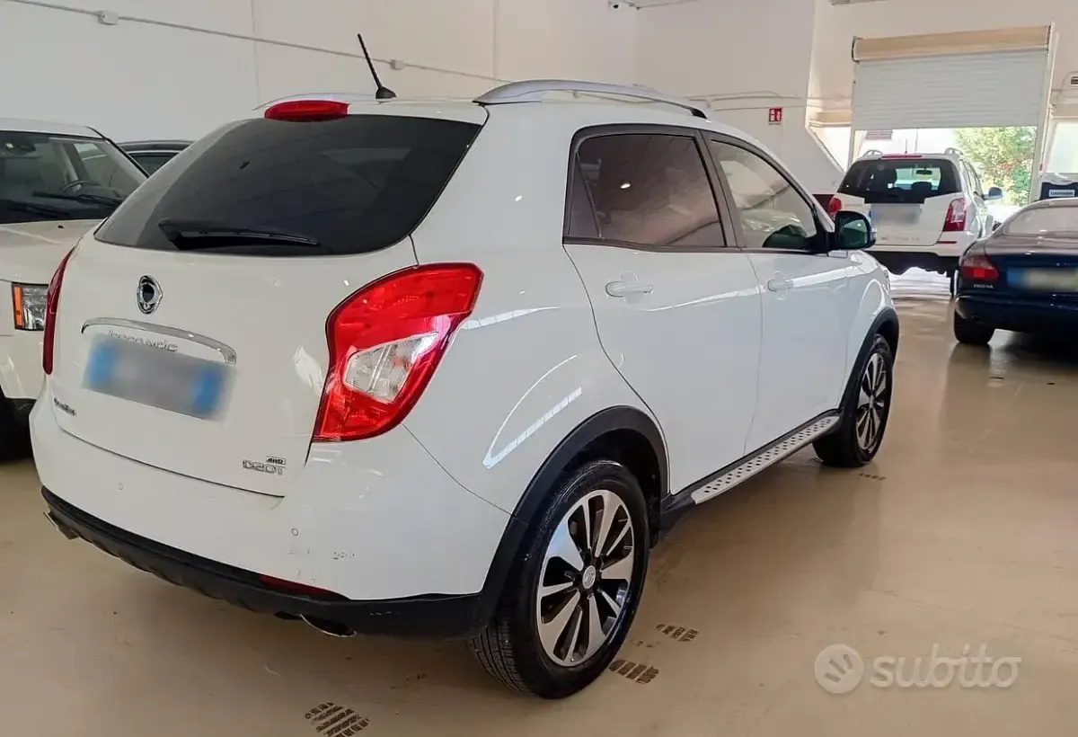 Usata SsangYong Korando 150 CV (110 kW) 2015 Bianco SUV