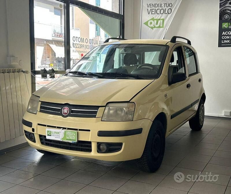 Giallo Usata 2008 Fiat Panda Dynamic Due volumi | 2400 € (Ottimo prezzo) - Immagine 1/4