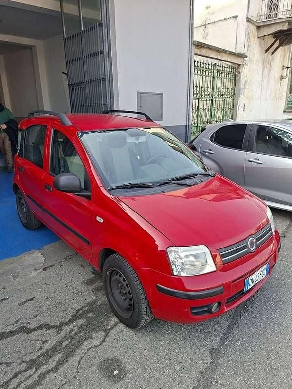 Usata Fiat Panda Dynamic 60 CV (44 kW) 2009 Rosso Utilitaria