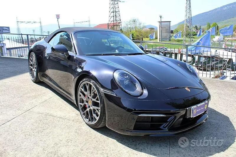 Usata Porsche 911 Carrera 450 CV (330 kW) 2021 Nero Cabrio