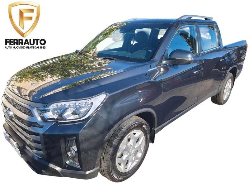 Nuova Ssangyong (KGM) Rexton 203 CV (149 kW) 2025 Nero SUV