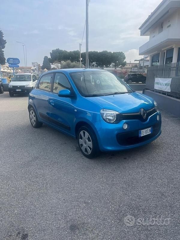 Usata Renault Twingo Life 69 CV (50 kW) 2016 Blu Utilitaria