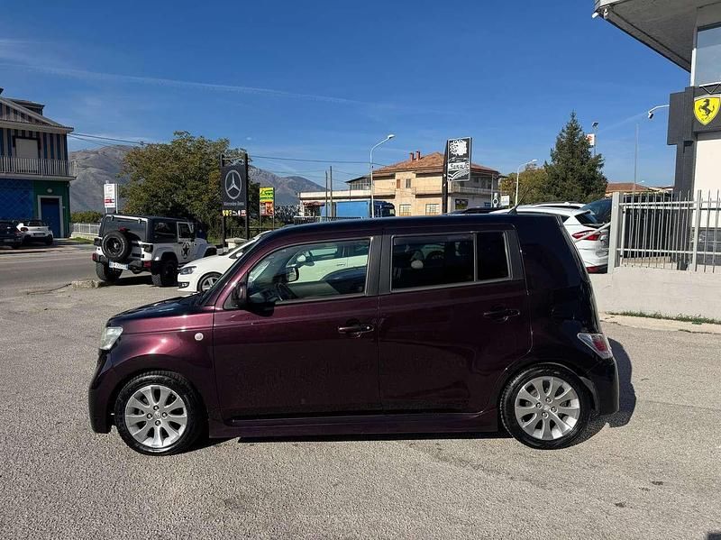 Usata Daihatsu Materia HIRO 103 CV (75 kW) 2008 Rosso Monovolume
