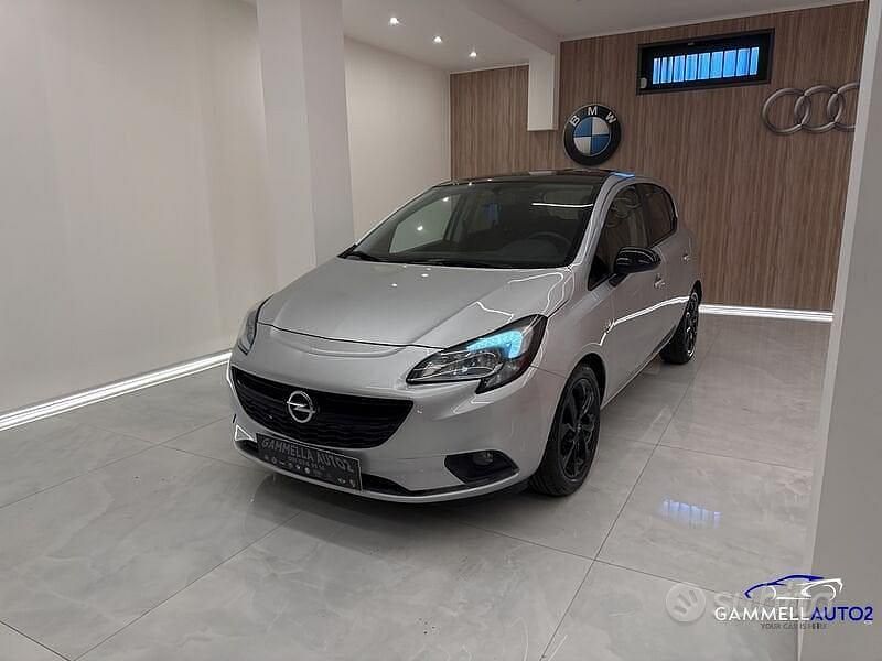 Usata Opel Corsa 69 CV (50 kW) 2019 Grigio Berlina