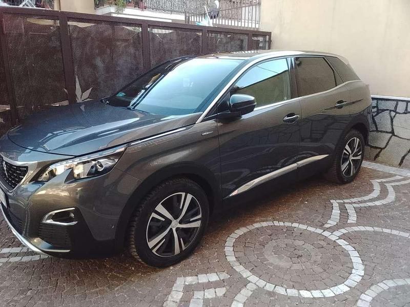 Usata Peugeot 3008 GT-line 120 CV (88 kW) 2017 Grigio SUV