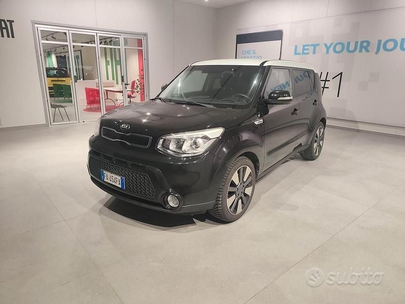 Usata Kia Soul 128 CV (94 kW) 2015 Nero SUV