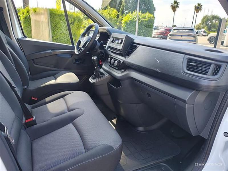 Usata Renault Trafic 130 CV (95 kW) 2024 Bianco Monovolume