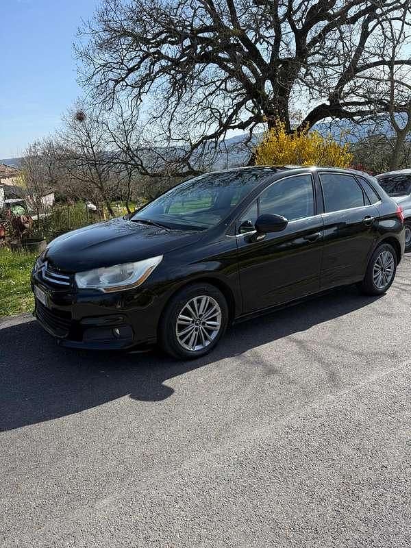 Usata 2011 Citroën C4 Exclusive Tre volumi | 1599 € (Ottimo prezzo) - Immagine 1/4