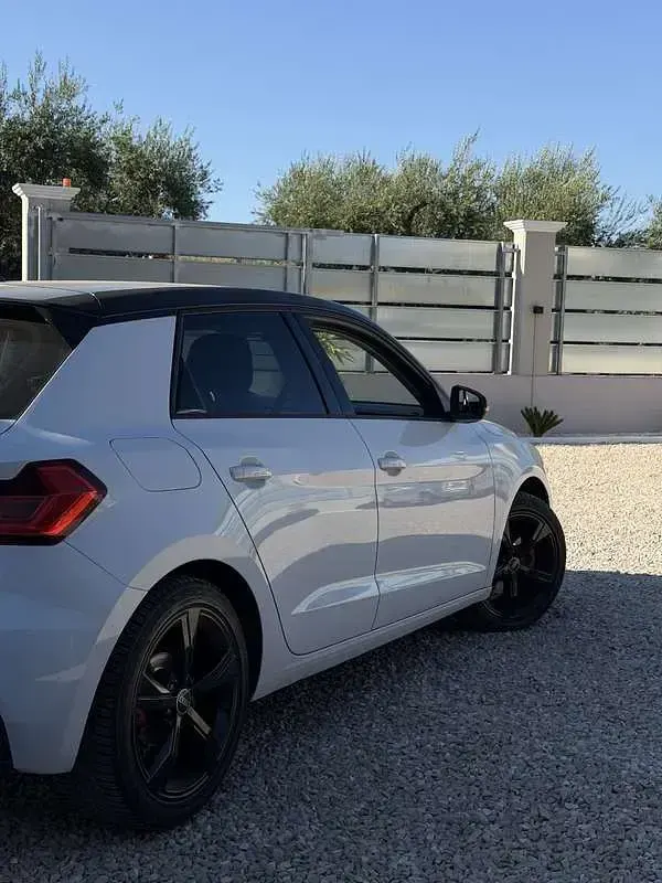 Usata Audi A1 Sportback Ambiente 116 CV (85 kW) 2020 Utilitaria