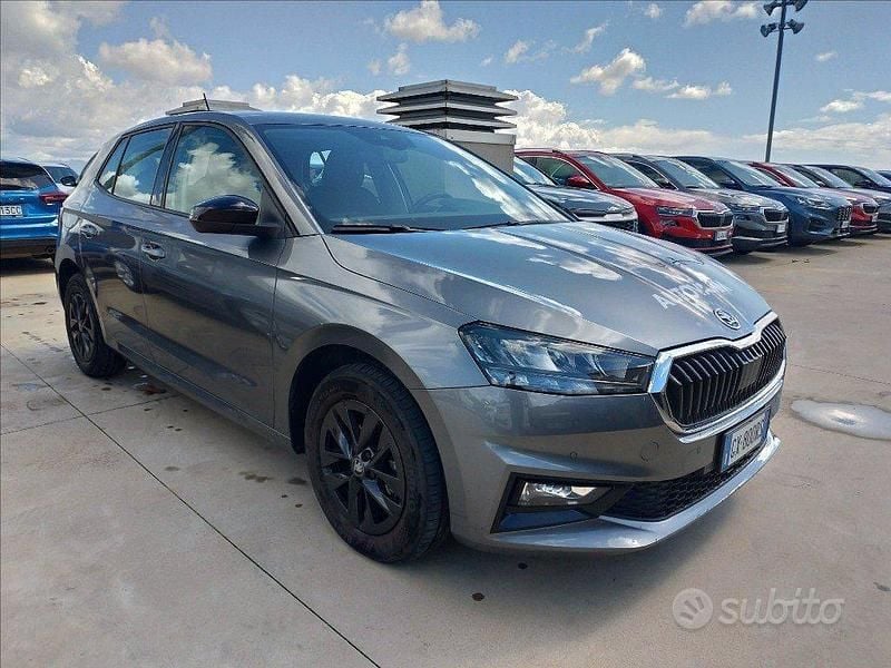 Usata Skoda Fabia 95 CV (69 kW) 2025 Grigio Utilitaria