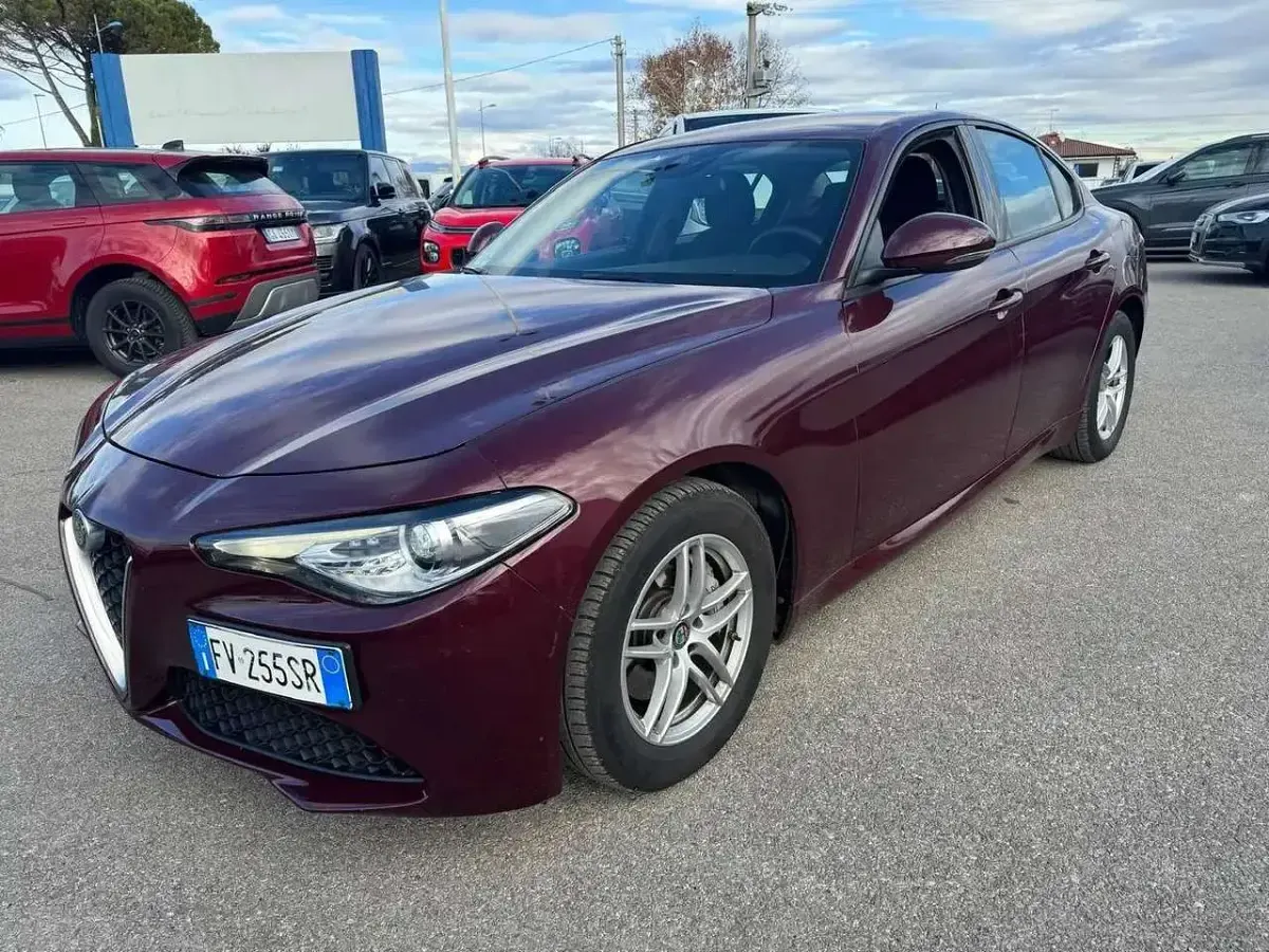 Usata Alfa Romeo Giulia Business 160 CV (117 kW) 2019 Rosso Berlina