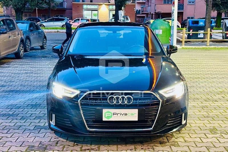 Usata Audi A3 Sportback Business 116 CV (85 kW) 2018 Nero Utilitaria
