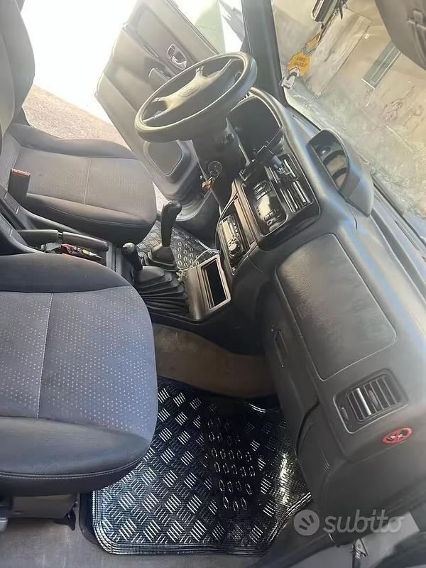 Usata Mitsubishi L200 2003 Grigio Pick-up