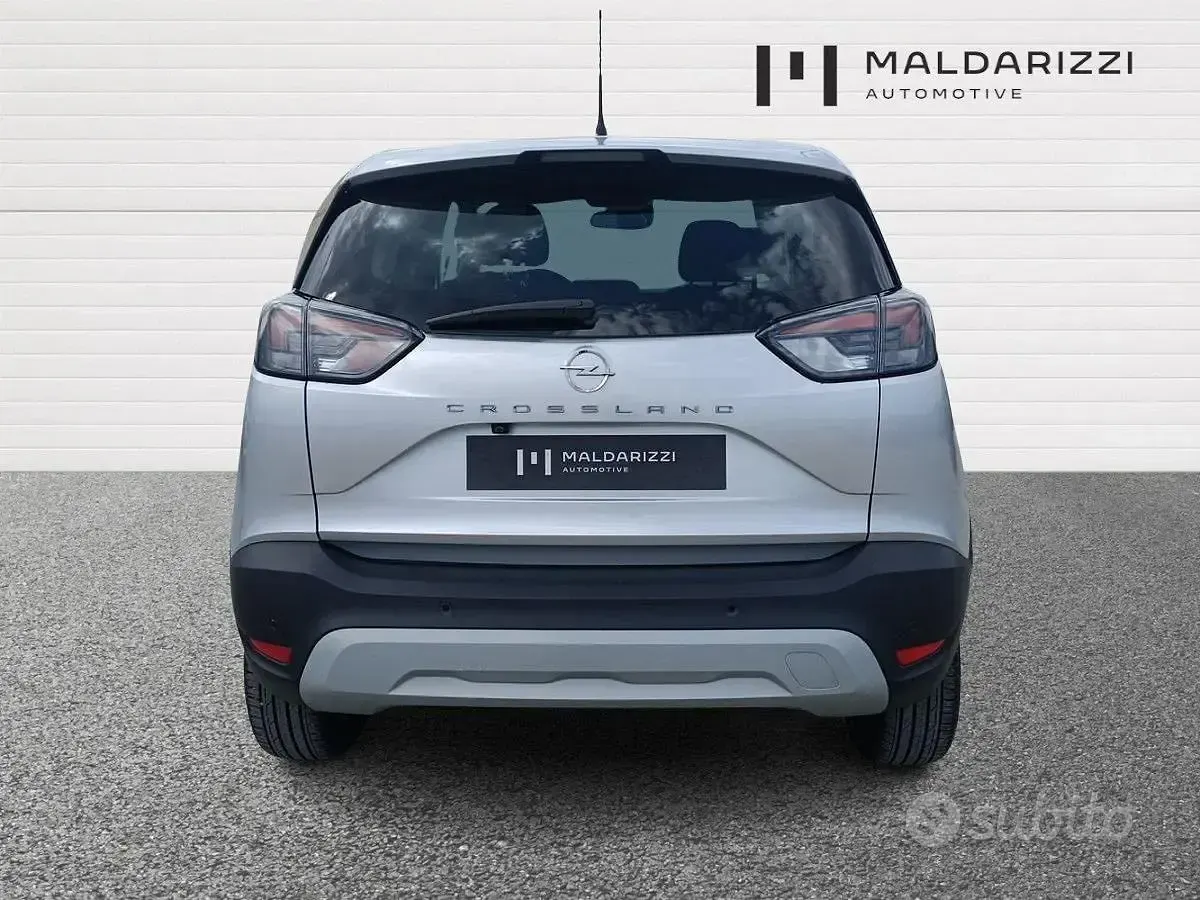 Usata Opel Crossland X Elegance 110 CV (80 kW) 2023 Grigio SUV