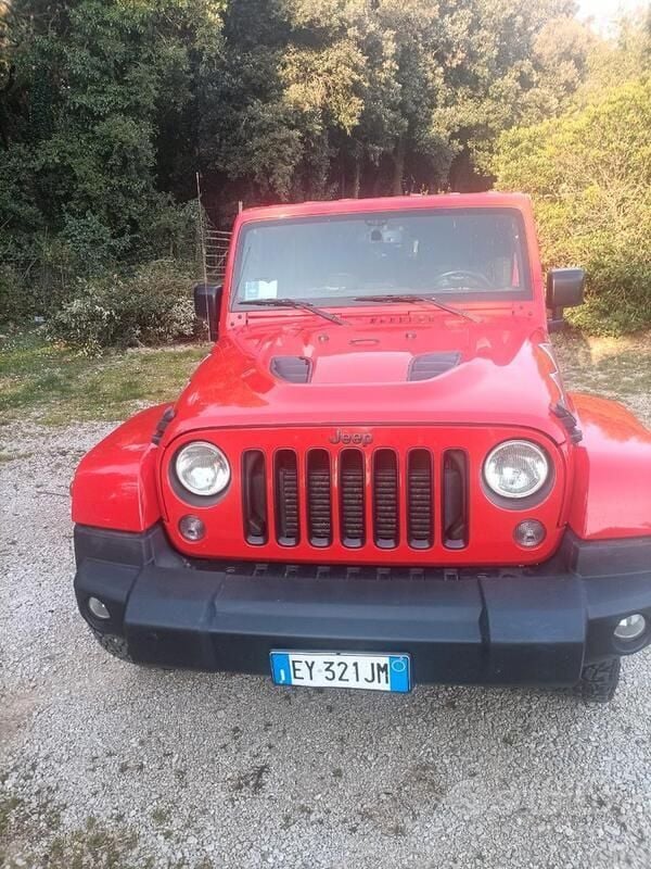 Rosso Usata 2015 Jeep Wrangler SUV | 30.000 € (Ottimo prezzo) - Immagine 1/1