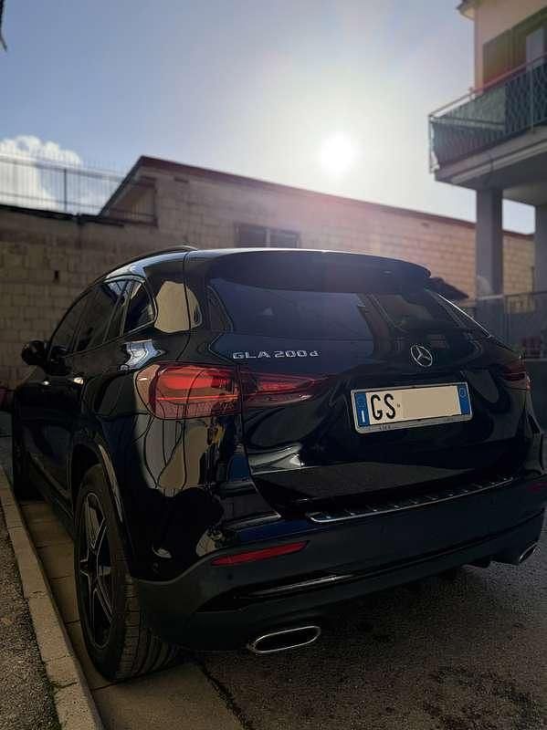 Usata Mercedes GLA200 Advanced Plus 150 CV (110 kW) 2024 Nero SUV