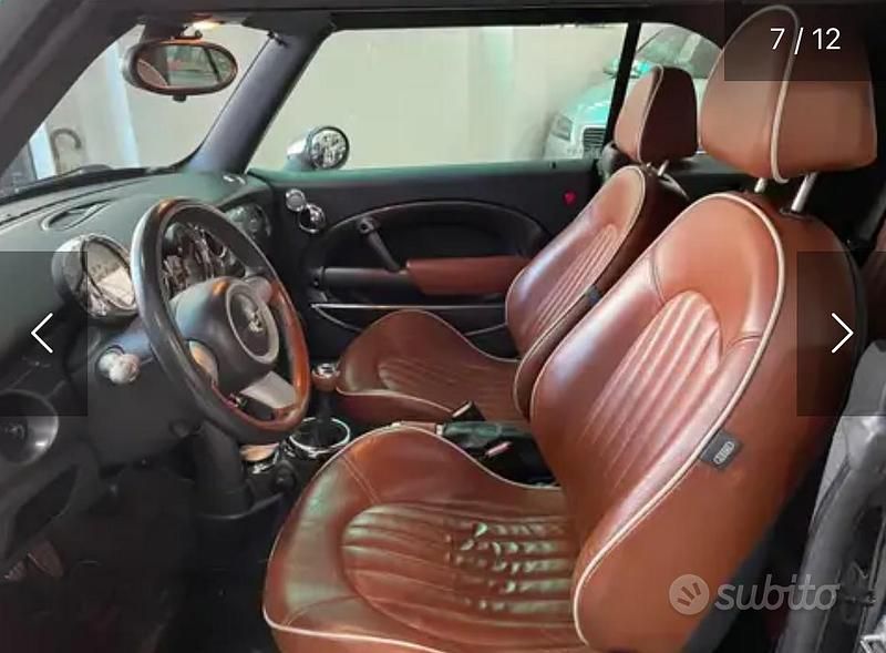 Usata Mini Cooper Cabriolet 116 CV (85 kW) 2016 Nero Cabrio