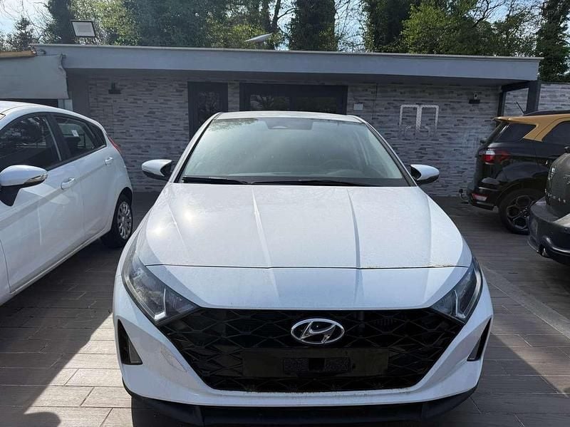 Usata Hyundai i20 101 CV (74 kW) 2021 Bianco Utilitaria
