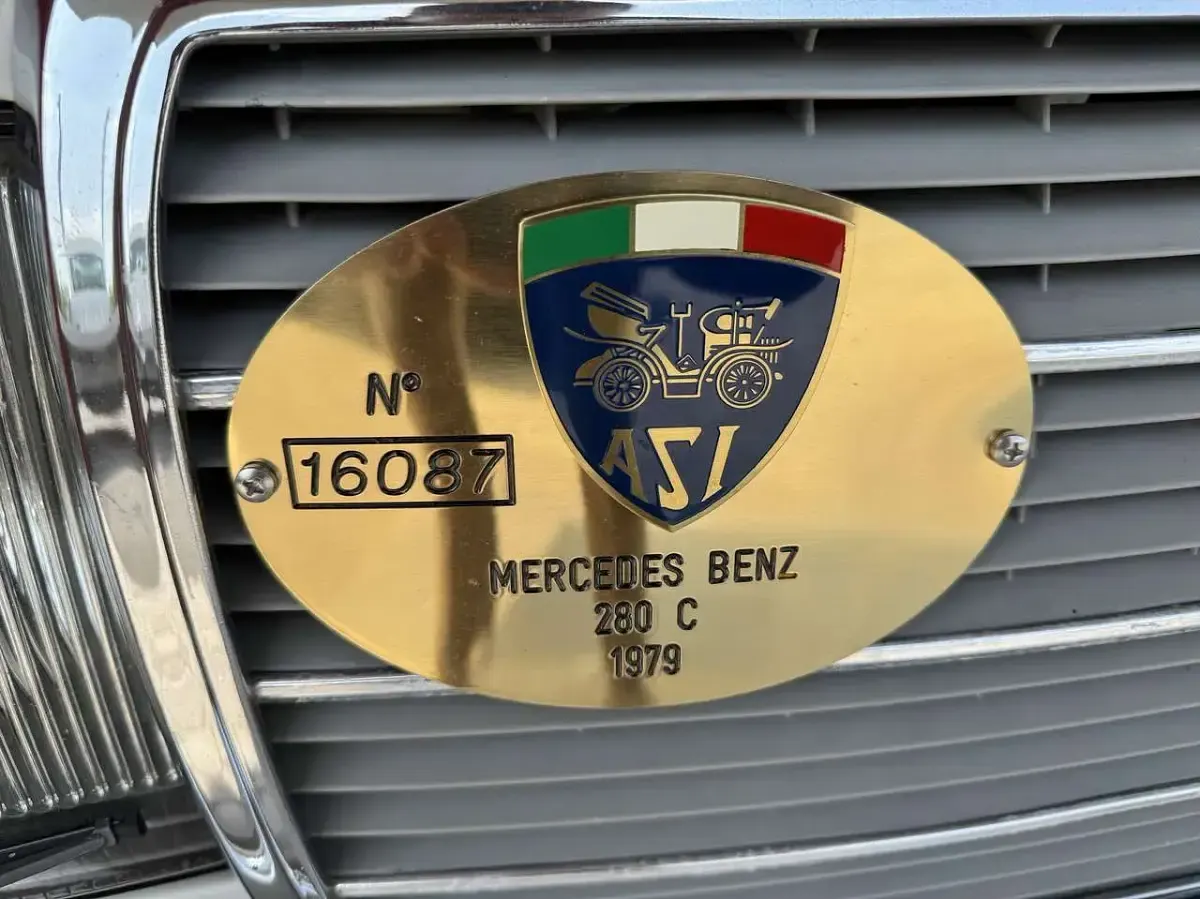 Usata Mercedes 280 156 CV (114 kW) 1979 Bianco Utilitaria