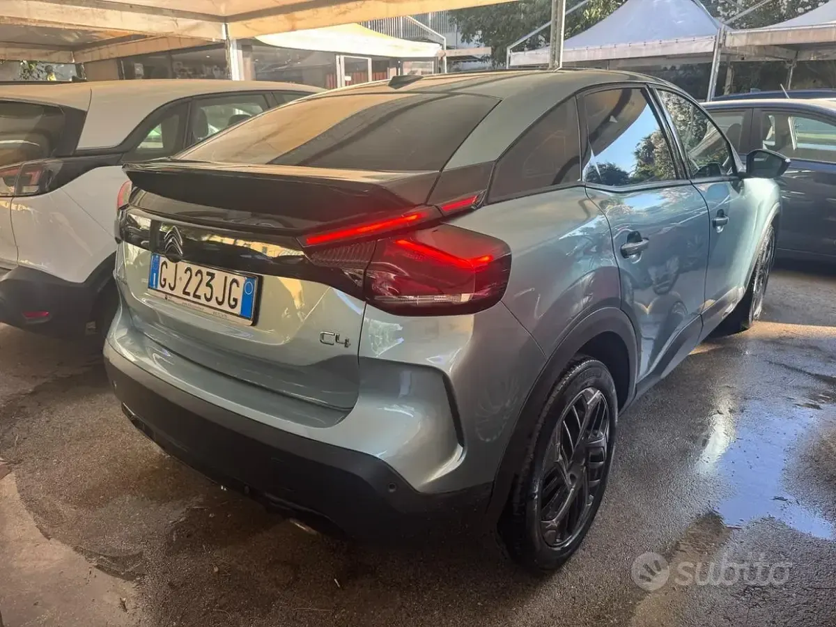 Usata Citroën C4 Shine 131 CV (96 kW) 2022 Bluazzurro Berlina