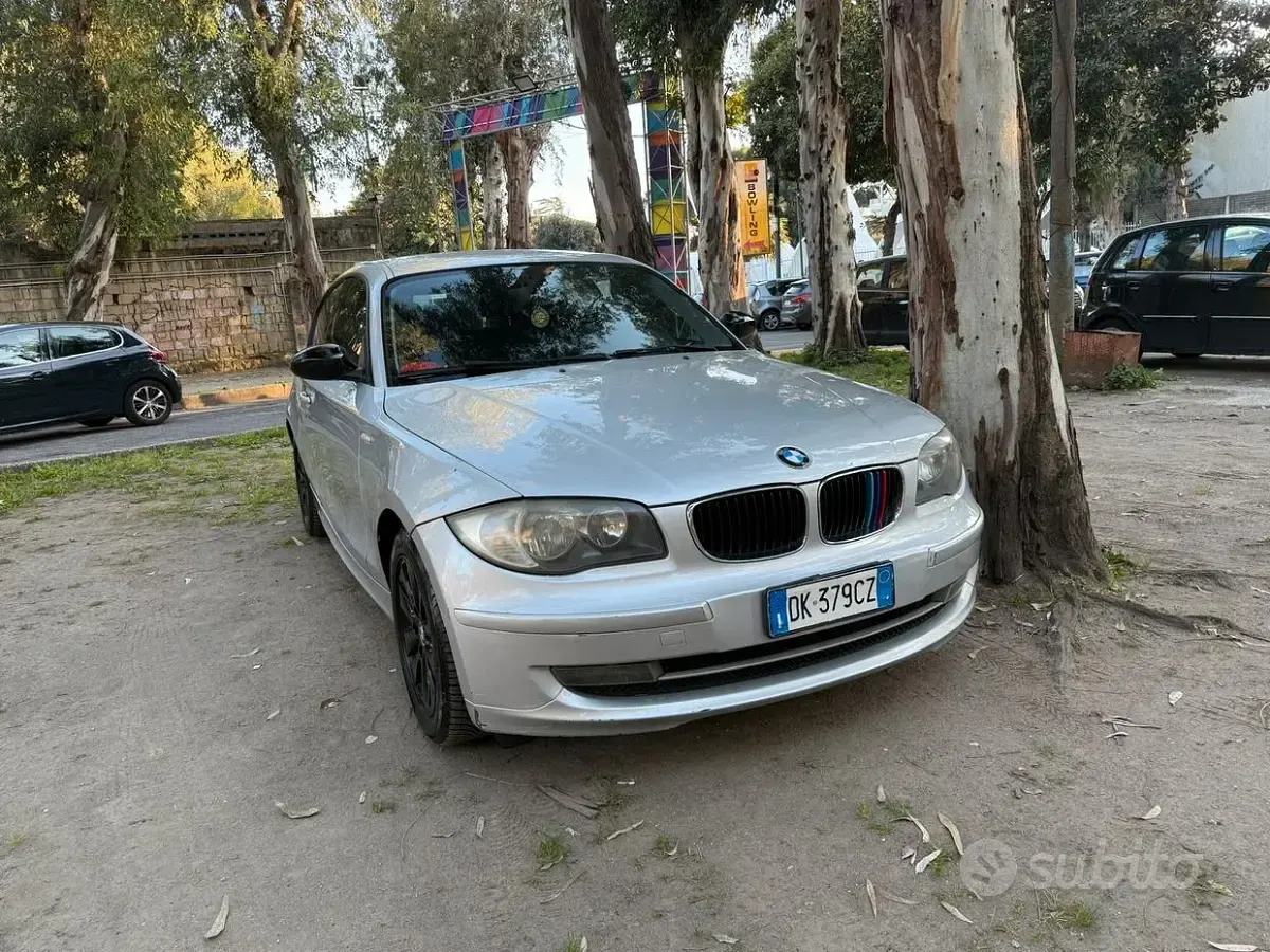 Usata BMW 118 Sport Line 2008 Grigio Utilitaria