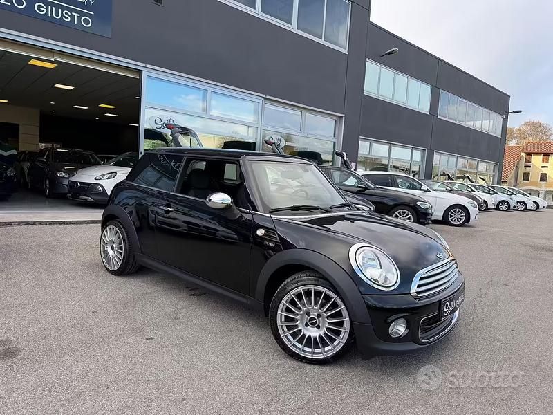 Usata Mini ONE 97 CV (71 kW) 2013 Nero Utilitaria