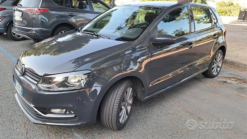 Grigio Usata 2016 VW Polo Due volumi | 6500 € (Ottimo prezzo) - Immagine 1/4