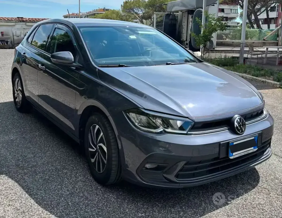 Usata VW Polo Edition 95 CV (69 kW) 2024 Grigio Utilitaria