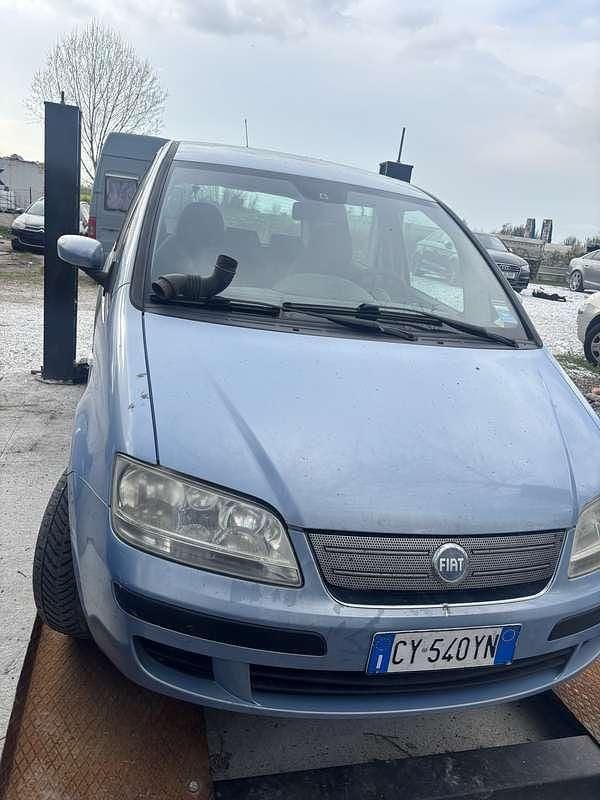 Usata Fiat Idea Emotion 90 CV (66 kW) 2005 Monovolume