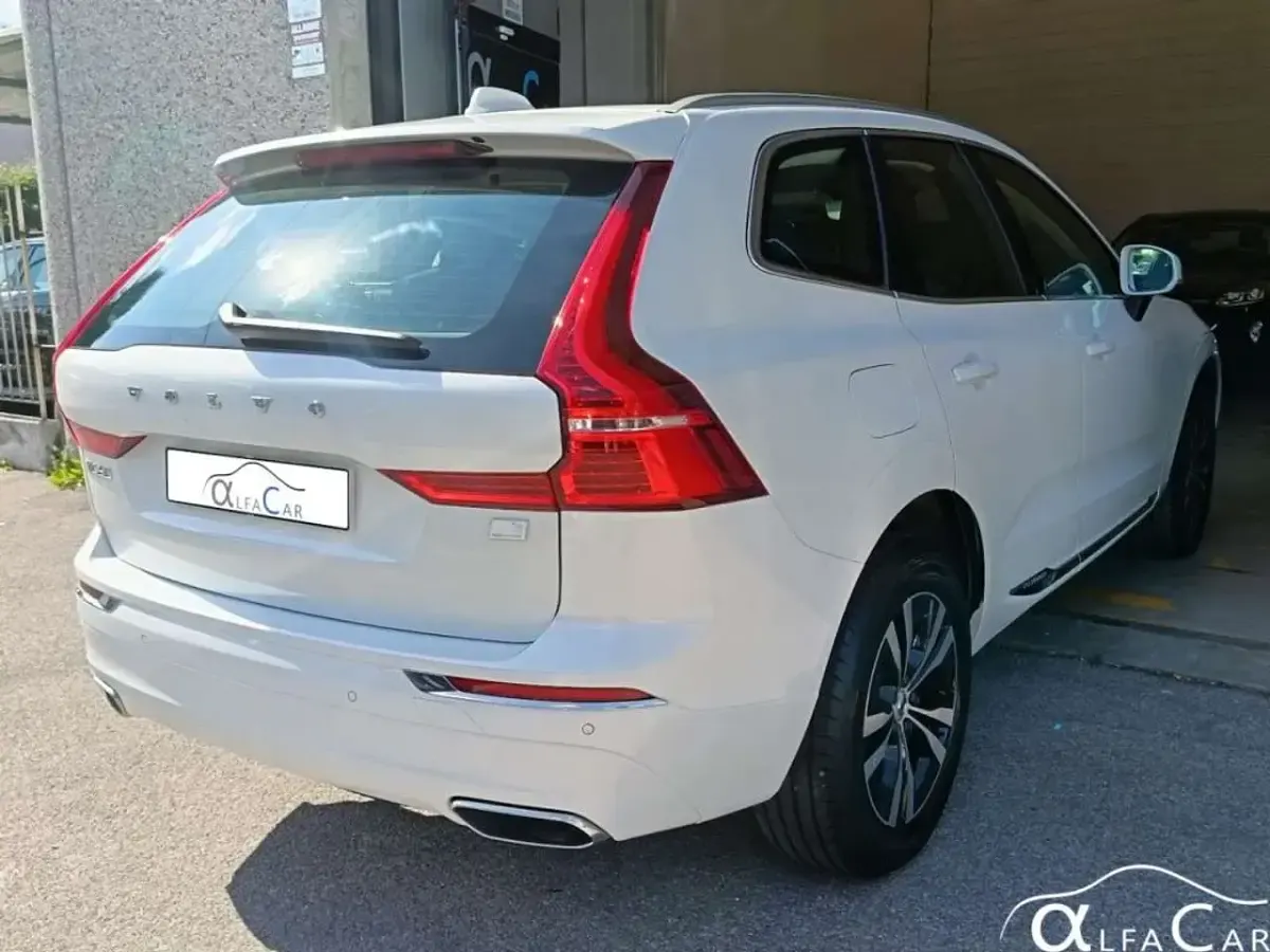 Usata Volvo XC60 Inscription 253 CV (186 kW) 2021 Crystal white SUV