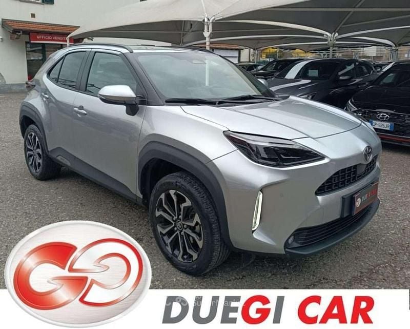 Usata Toyota Yaris Cross Trend 92 CV (67 kW) 2025 Argento SUV