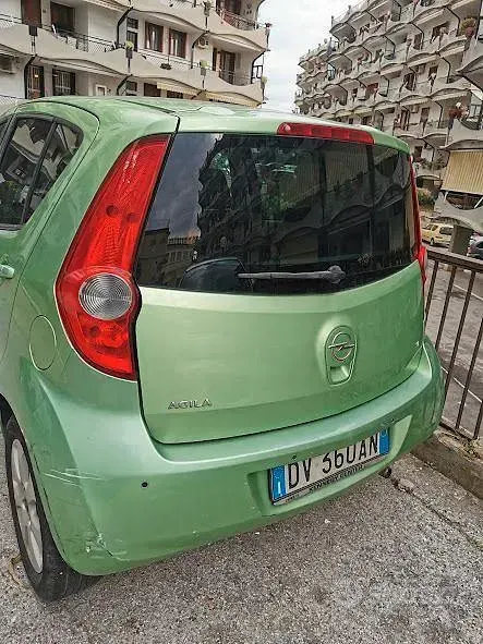 Usata Opel Agila 86 CV (63 kW) 2008 Verde Utilitaria
