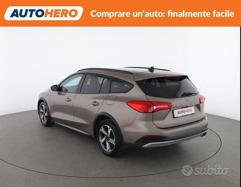 Usata Ford Focus Active 125 CV (91 kW) 2020 Grigio Station wagon