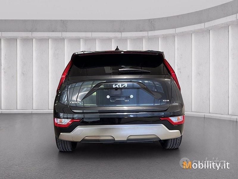 Nuova Kia Niro Style 184 CV (135 kW) 2025 Grigio SUV