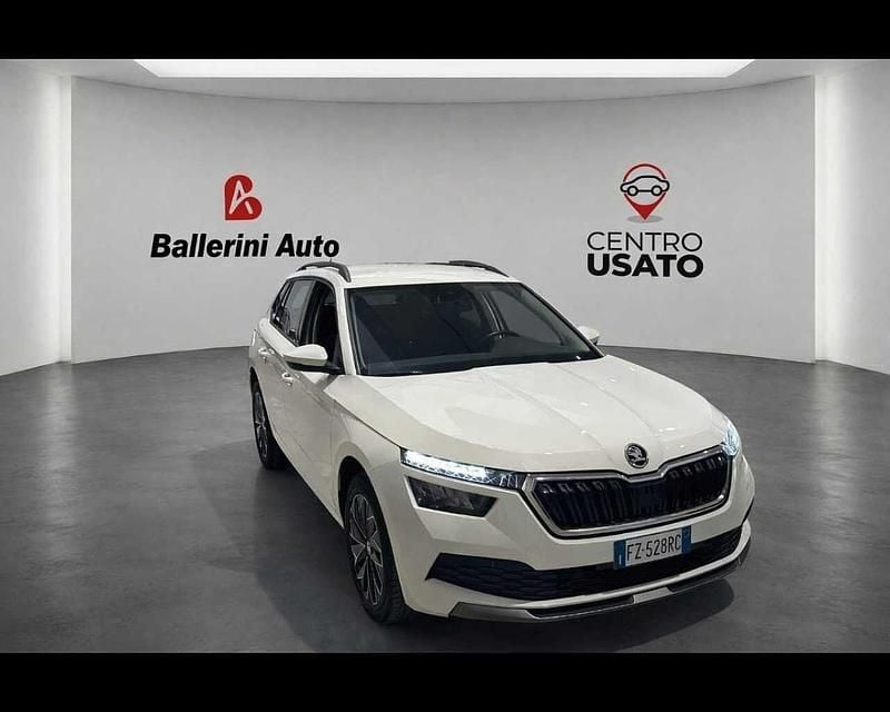 Używany Skoda Kamiq Ambition 95 KM (69 kW) 2020 Biały SUV