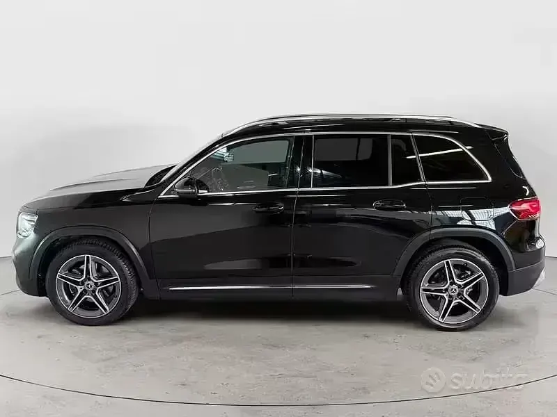 Usata Mercedes GLB200 Premium 163 CV (119 kW) 2022 Nero SUV
