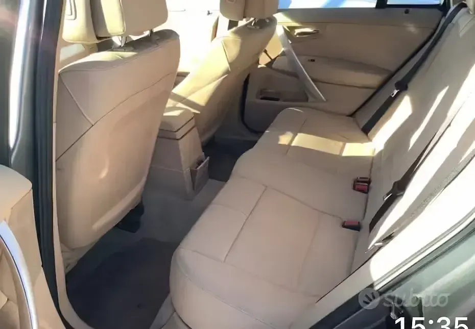 Begagnad BMW X3 Efficient Dynamics 177 HK (130 kW) 2010 Grå SUV