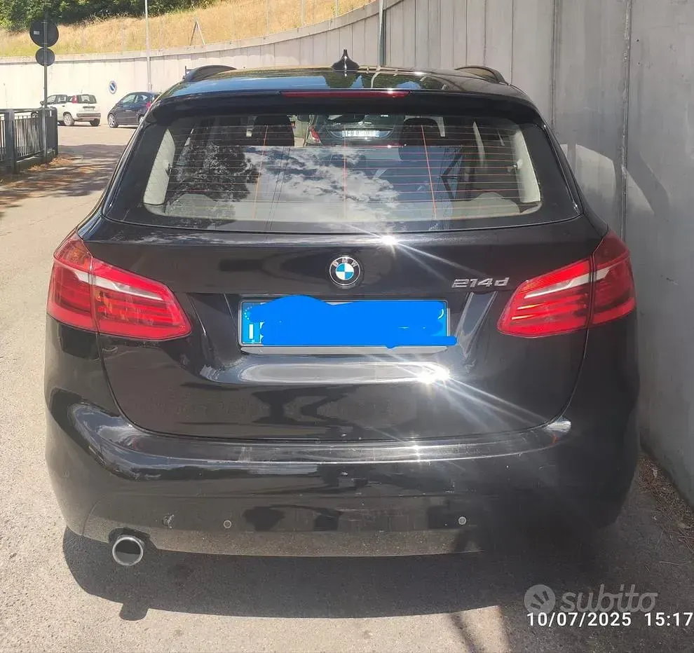 Usata BMW 214 Active Tourer Efficient Dynamics 95 CV (69 kW) 2017 Nero Monovolume