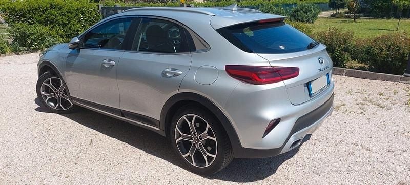 Usata Kia XCeed 120 CV (88 kW) 2021 Grigio SUV