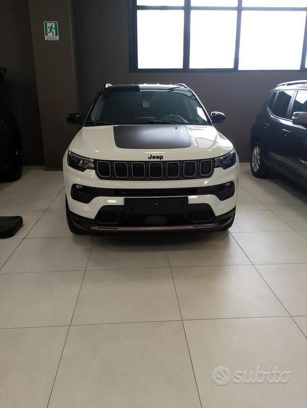 Bianco Usata 2023 Jeep Compass SUV | 29.000 € (Molto cara) - Immagine 1/4