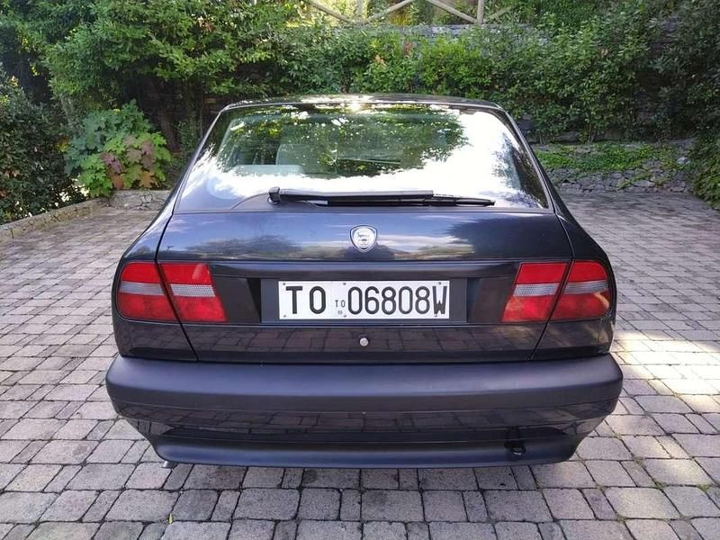 Usata Lancia Delta 103 CV (75 kW) 1993 Nero Utilitaria