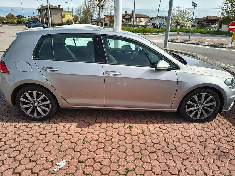 Usata VW Golf VII Executive 116 CV (85 kW) 2018 Grigio Berlina